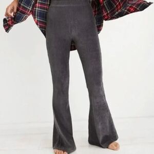 Women Aerie Ribbed Velvet Pull On Flare Pants in Silver Gray Size Medium Long